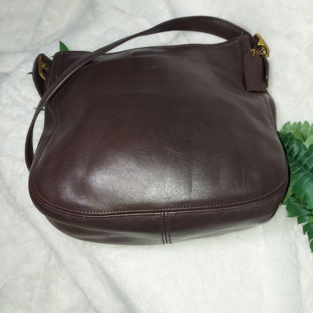 Vintage Coach Full-Grain Leather Bag in Rich Brown